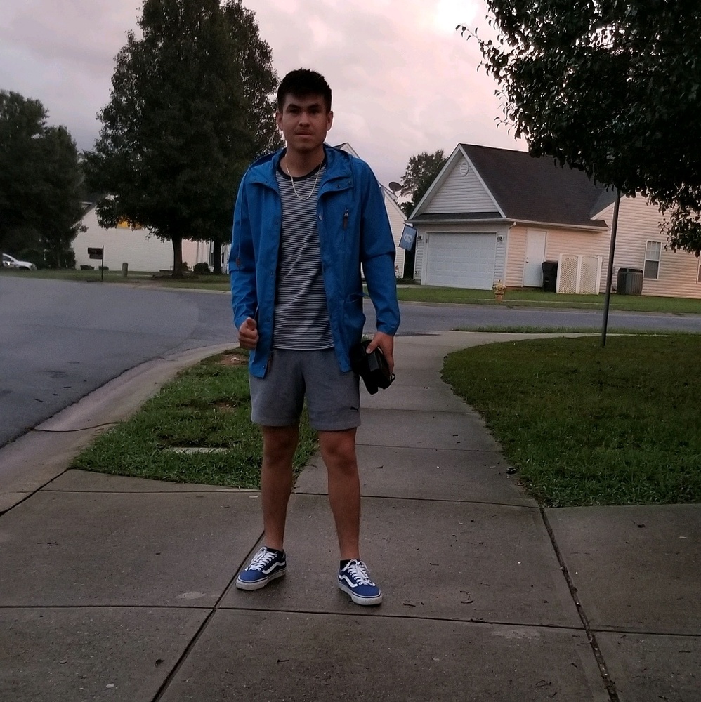 Meet your Posher, Heriberto